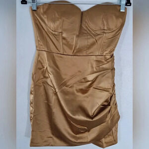 NWT statement gold satin mini dress strapless size small‎ by naked wardrobe